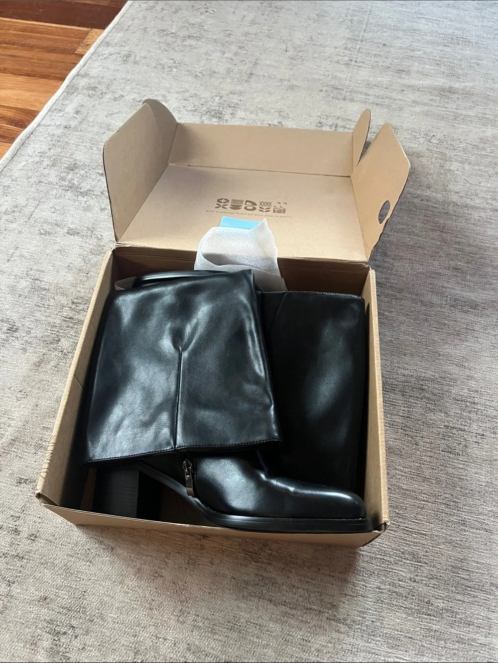 Black heeled boots